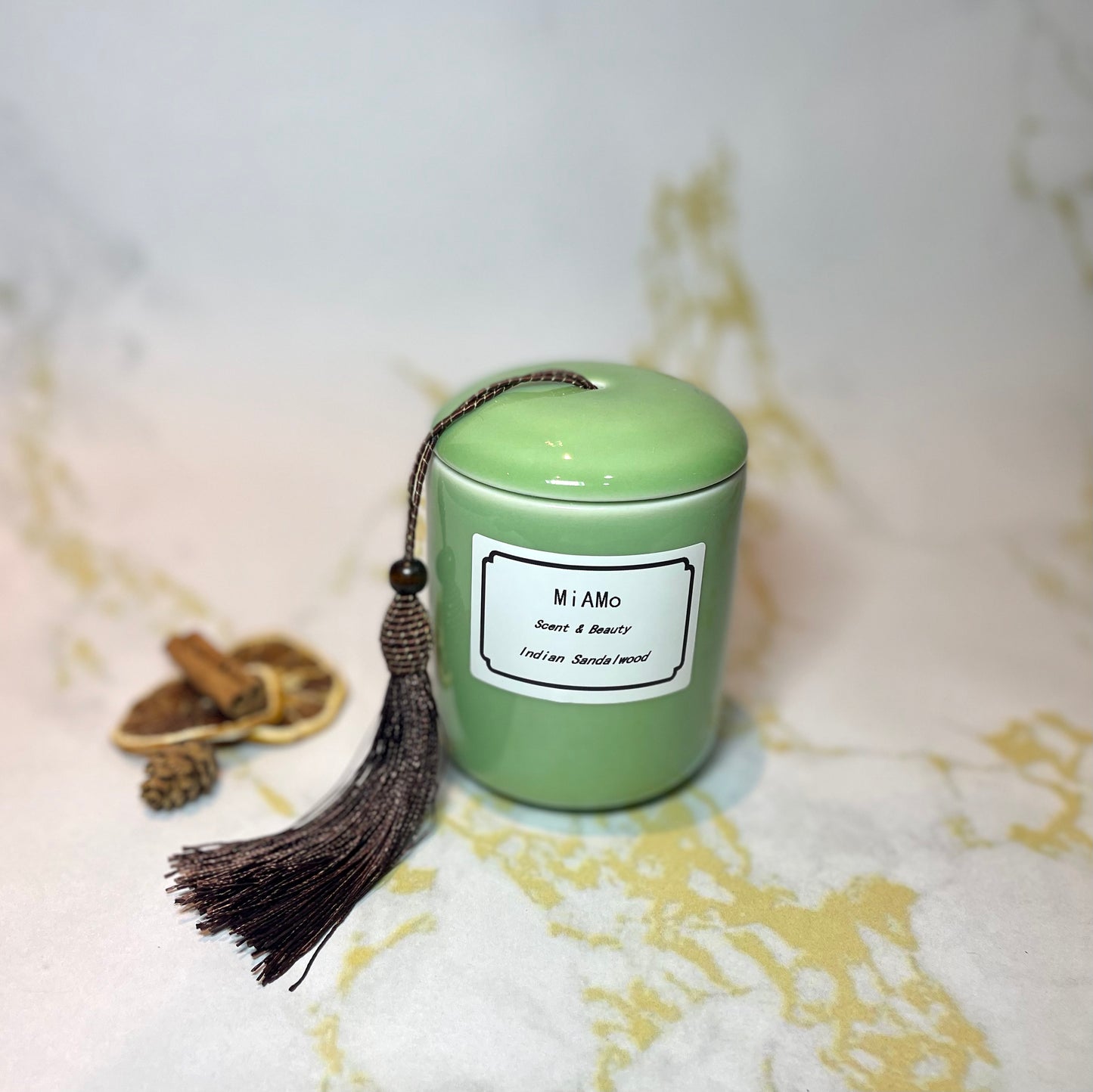 Indian Sandalwood Luxury ceramic jar candle