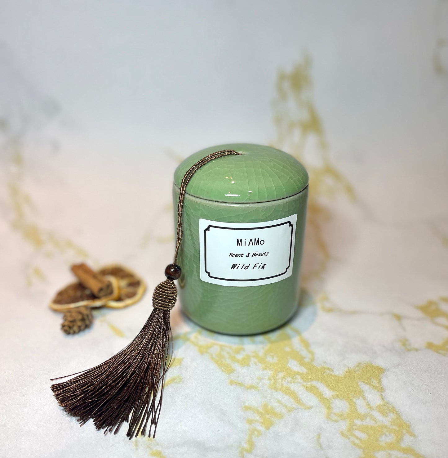 Wild Fig Luxury ceramic jar candle